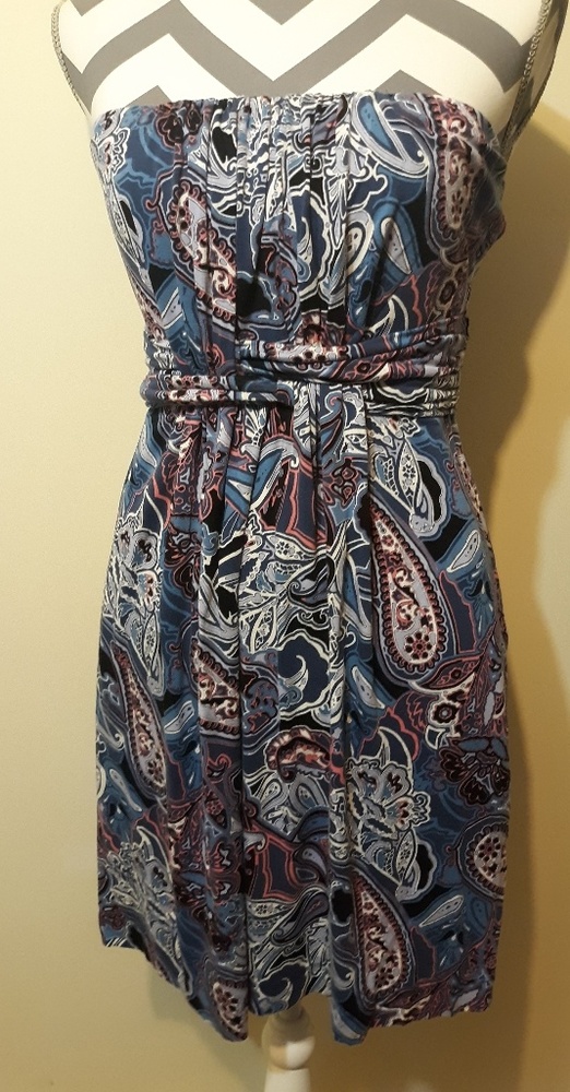 🛍4/$10 Soma Strapless Sun Dress